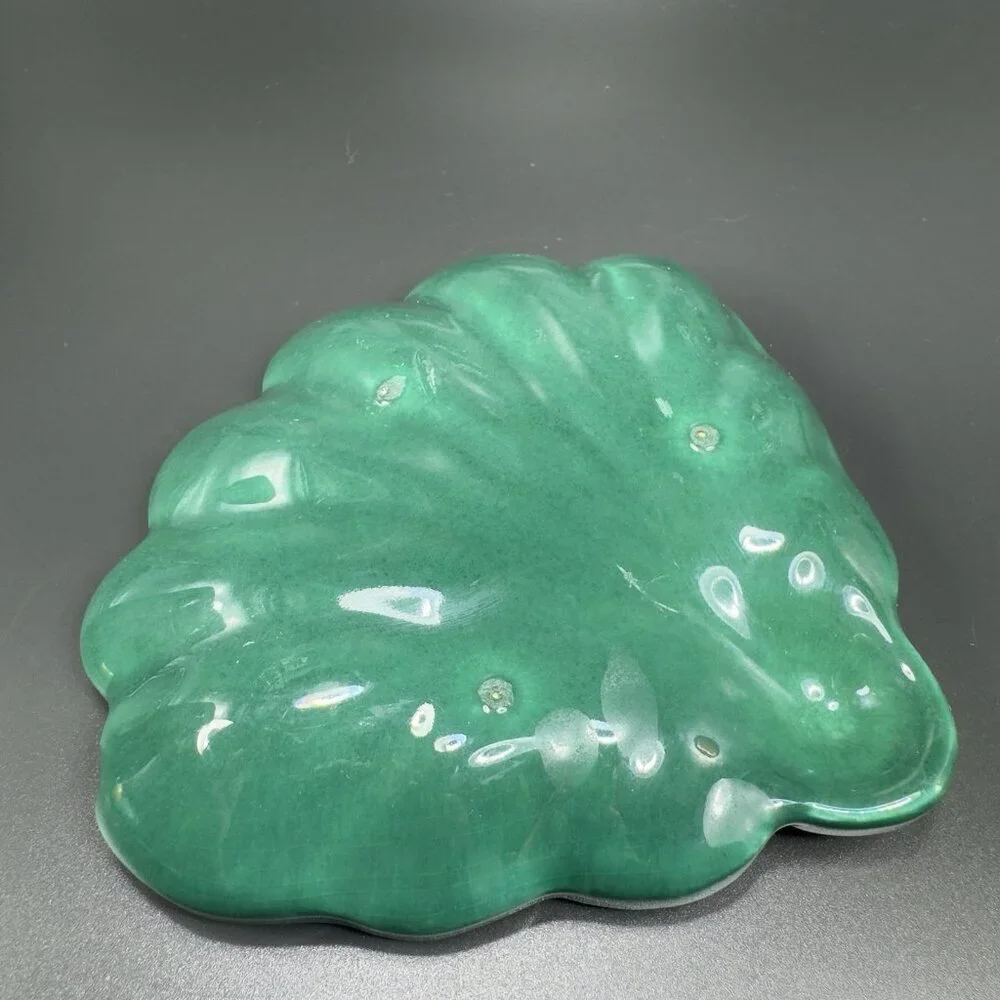 Hand Made USA Pottery Stoneware Green Shell Dish‎ Soap Holder Trinket Dish VTG